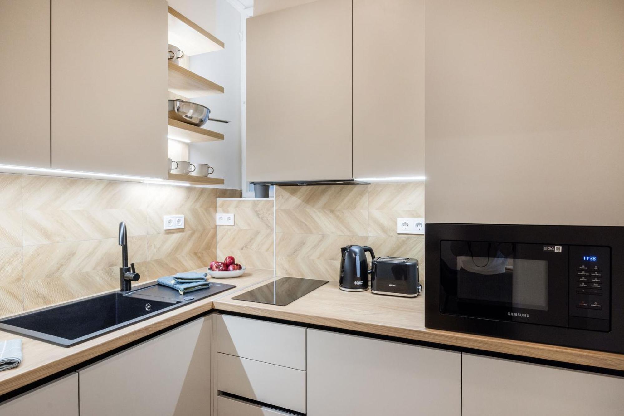 Sleek Downtown Living Apartment Budapest Ngoại thất bức ảnh